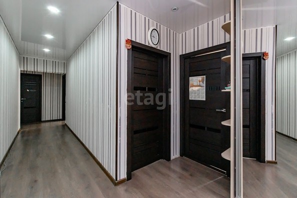 
   Продам 3-комнатную, 72.8 м², Шумакова ул, 63

. Фото 3.