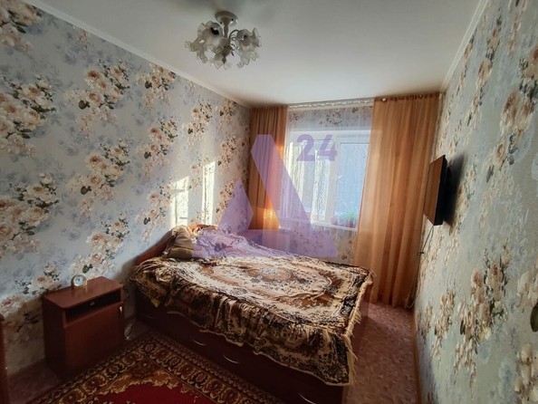 
   Продам 3-комнатную, 56.4 м², Георгия Исакова ул, 171

. Фото 2.