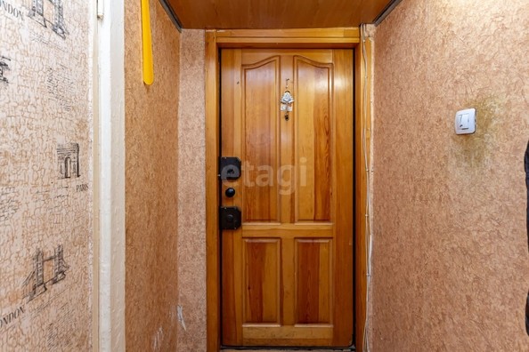 
   Продам 1-комнатную, 30.6 м², Антона Петрова ул, 204

. Фото 1.