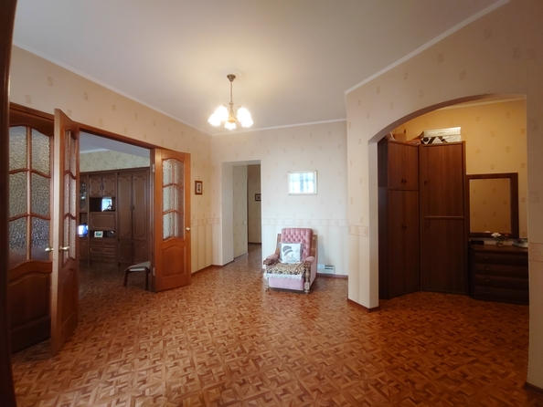 
   Продам 3-комнатную, 120.1 м², Партизанская ул, 132

. Фото 5.