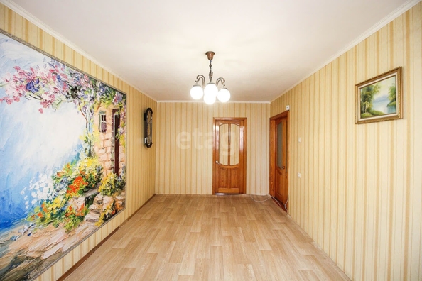 
   Продам 3-комнатную, 61.1 м², Шумакова ул, 38

. Фото 2.