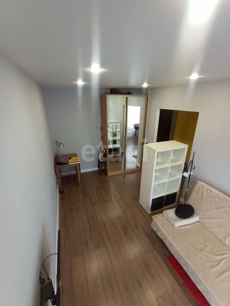 
   Продам 1-комнатную, 32.5 м², Змеиногорский тракт, 35А

. Фото 6.