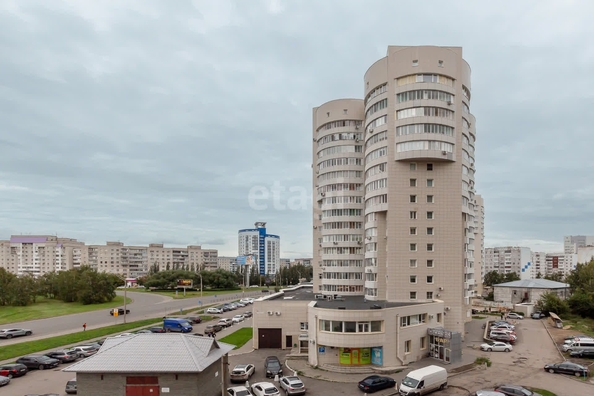 
   Продам 2-комнатную, 65 м², Малахова ул, 119

. Фото 5.