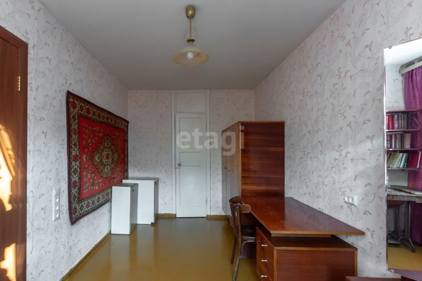 
   Продам 2-комнатную, 44 м², Антона Петрова ул, 180

. Фото 2.