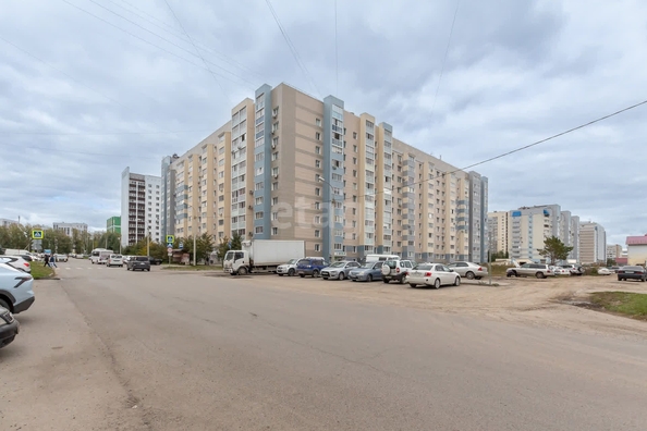 
   Продам 2-комнатную, 52 м², Сергея Ускова ул, 3

. Фото 9.