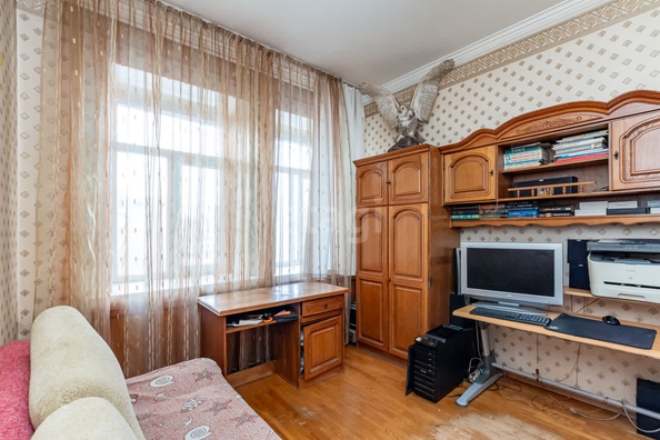 
   Продам 4-комнатную, 126 м², Социалистический пр-кт, 38

. Фото 4.