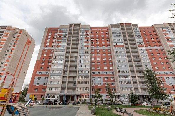 
   Продам 2-комнатную, 67.6 м², Попова ул, 150

. Фото 6.