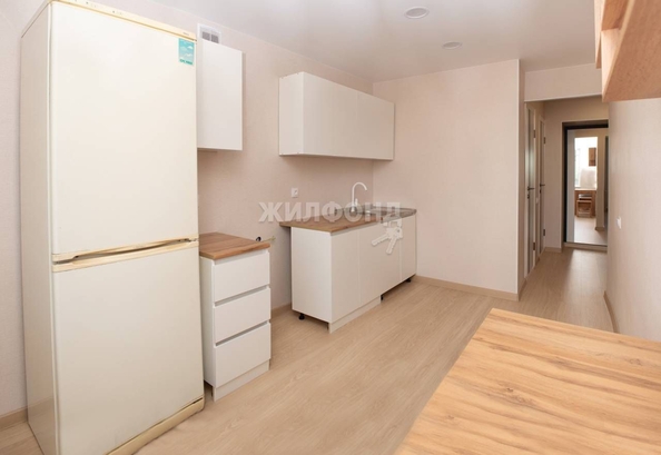 
   Продам 1-комнатную, 39.5 м², Энтузиастов ул, 17

. Фото 6.