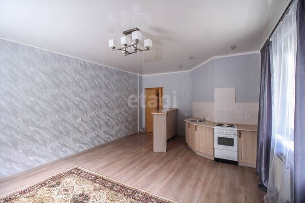 
   Продам 2-комнатную, 56.8 м², Антона Петрова ул, 190

. Фото 3.