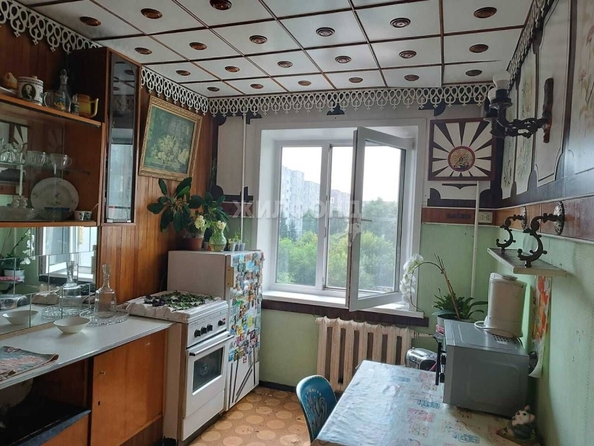 
   Продам 3-комнатную, 65.6 м², Матросова ул, 10

. Фото 2.