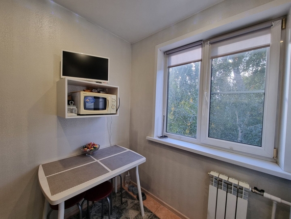 
   Продам 2-комнатную, 43 м², Антона Петрова ул, 110

. Фото 5.