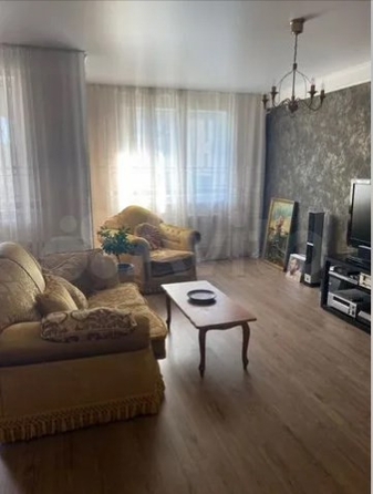 
   Продам 3-комнатную, 76 м², Нагорная 6-я ул, 15г/9

. Фото 3.