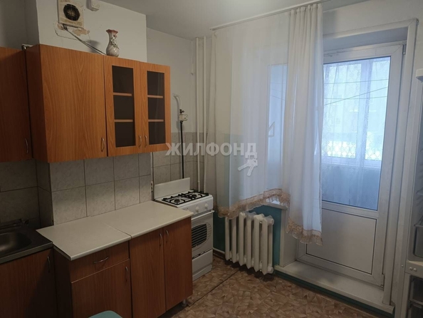 
   Продам 1-комнатную, 35 м², Космонавтов ул, 19

. Фото 3.