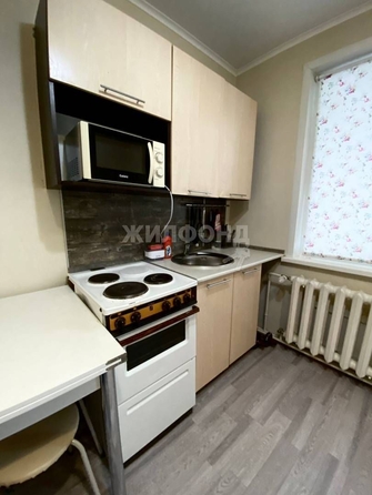 
   Продам студию, 23.7 м², Глушкова ул, 6

. Фото 2.