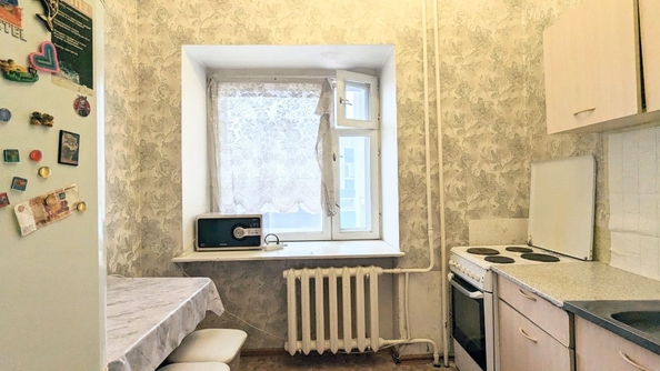 
   Продам 2-комнатную, 37 м², Малахова ул, 177А

. Фото 2.