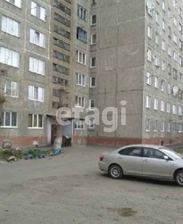 
   Продам 1-комнатную, 30 м², П.С.Кулагина ул, 17

. Фото 2.