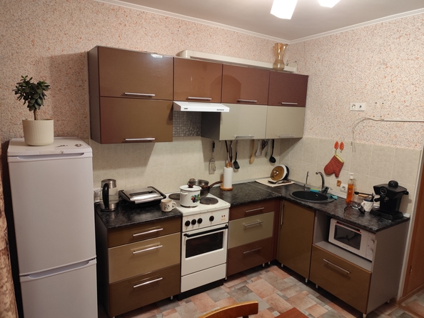 
   Продам 1-комнатную, 34 м², Советской Армии ул, 121а

. Фото 1.