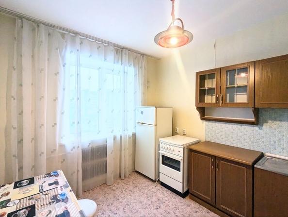 
   Продам 1-комнатную, 41 м², Сергея Семенова ул, 17

. Фото 1.