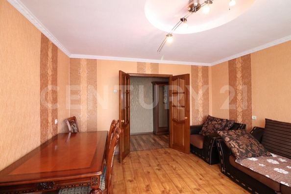 
   Продам 4-комнатную, 71.9 м², Советской Армии ул, 48В

. Фото 3.