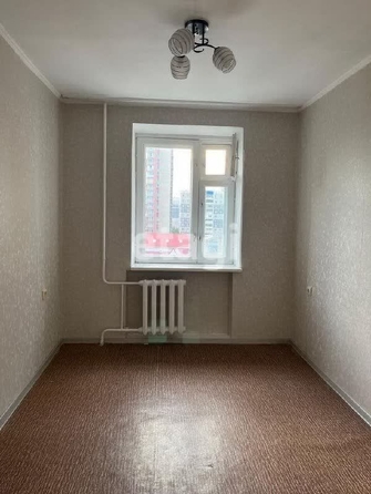 
   Продам 3-комнатную, 61.7 м², Лазурная ул, 24

. Фото 6.