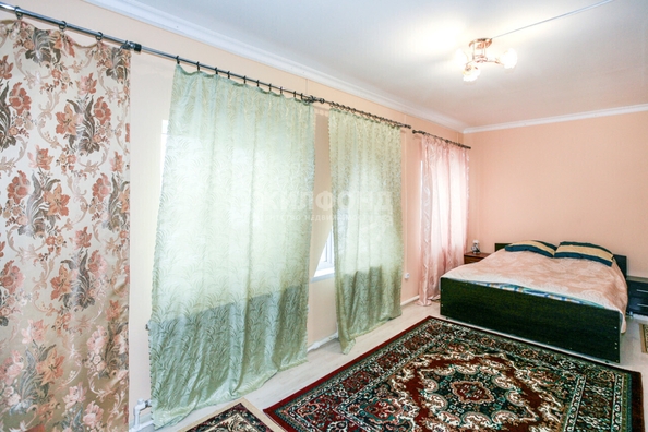 
  Продается универсальное помещение, 493 м², Есенина ул, д. 109а
. Фото 13.