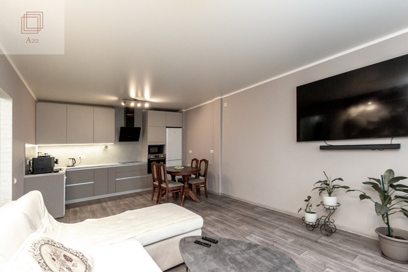 
  Продается 3-комн. квартира, 75 м², Попова/Энтузиастов ул, д. 142
. Фото 2.