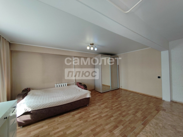
  Продается 1-комн. квартира, 30.7 м², Красная ул, д. 58
. Фото 4.