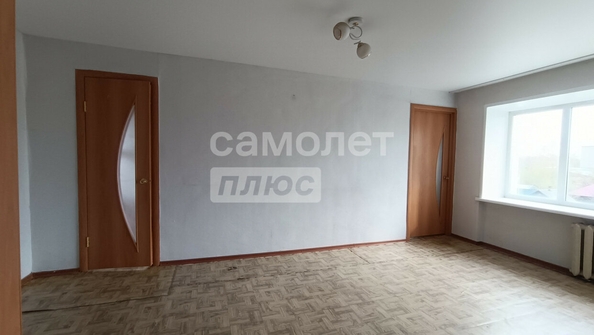 
  Продается 3-комн. квартира, 41 м², Октябрьская ул, д. 109
. Фото 2.
