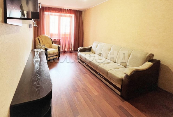 
  Продается 1-комн. квартира, 35.8 м², Павловский тракт
. Фото 4.