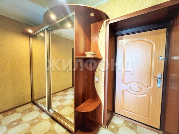 
  Продается 1-комн. квартира, 35.8 м², Павловский тракт
. Фото 8.
