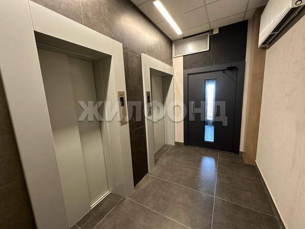 
  Продается 2-комн. квартира, 64.81 м², Строителей пр-кт
. Фото 11.