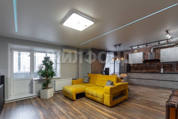 
  Продается 3-комн. квартира, 98.3 м², Власихинская ул
. Фото 1.