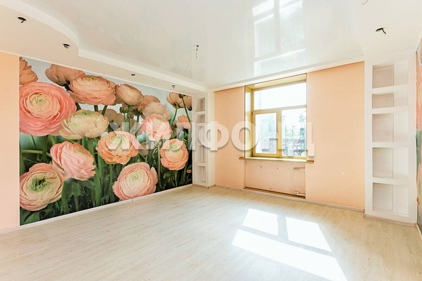 
  Продается 3-комн. квартира, 82.6 м², Калинина пр-кт
. Фото 3.
