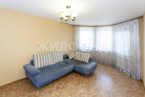 
  Продается 1-комн. квартира, 42.7 м², Сухэ-Батора ул, д. 21
. Фото 2.