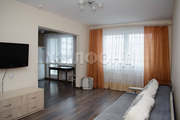 
  Продается 1-комн. квартира, 35 м², Взлетная ул, д. 109
. Фото 2.