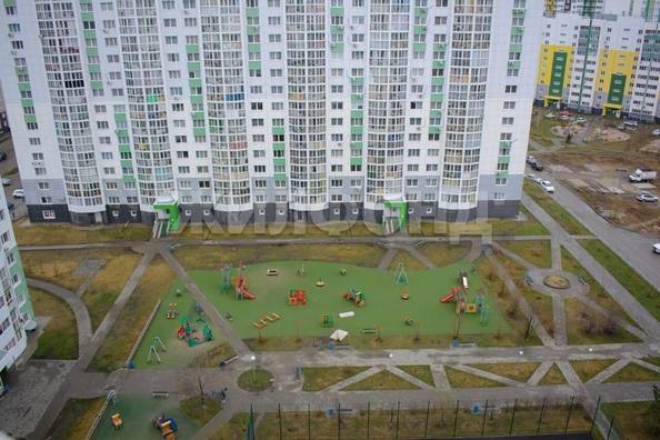 
  Продается 1-комн. квартира, 35 м², Взлетная ул, д. 109
. Фото 13.