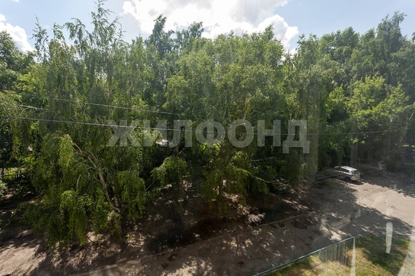 
  Продается 1-комн. квартира, 37 м², Малахова ул, д. 120
. Фото 21.