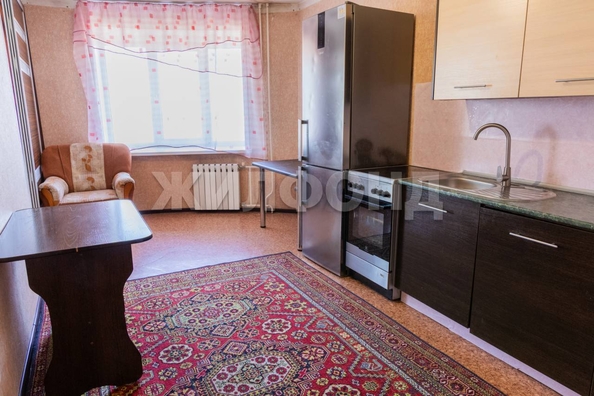 
  Продается 3-комн. квартира, 57.2 м², Малахова ул, д. 87б
. Фото 6.
