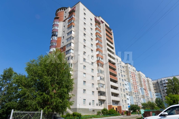 
  Продается 3-комн. квартира, 57.2 м², Малахова ул, д. 87б
. Фото 20.