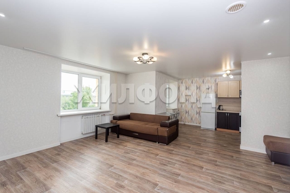 
  Продается 2-комн. квартира, 60 м², Новосибирская ул, д. 16в
. Фото 2.