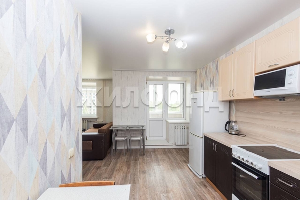 
  Продается 2-комн. квартира, 60 м², Новосибирская ул, д. 16в
. Фото 6.
