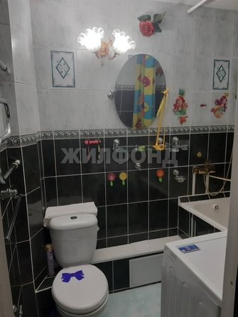 
  Продается 2-комн. квартира, 44.2 м², Гущина ул, д. 203
. Фото 4.