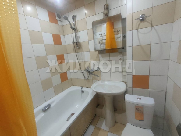 
  Продается 2-комн. квартира, 44.8 м², Попова ул, д. 49
. Фото 8.