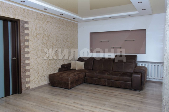 
  Продается 2-комн. квартира, 61.6 м², Попова ул, д. 100
. Фото 1.