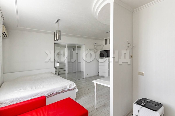 
  Продается 3-комн. квартира, 179.8 м², Партизанская ул, д. 83
. Фото 3.