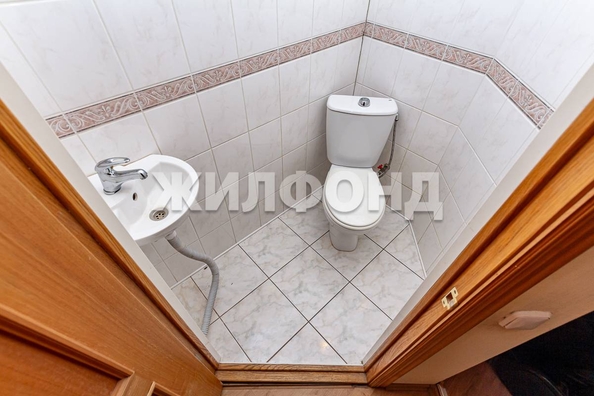 
  Продается 4-комн. квартира, 217.6 м², Попова ул, д. 98а
. Фото 6.