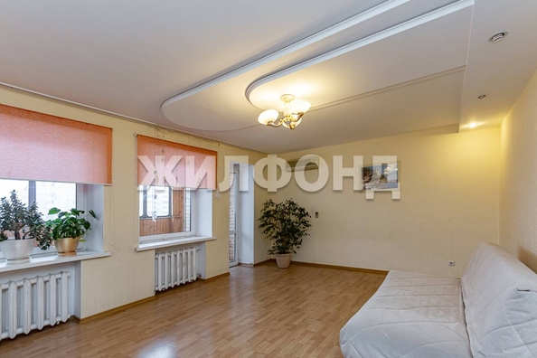 
  Продается 4-комн. квартира, 217.6 м², Попова ул, д. 98а
. Фото 13.