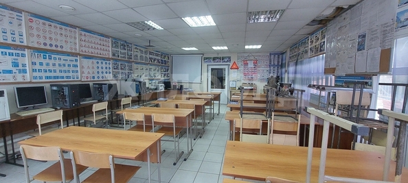 
  Продается универсальное помещение, 100 м², Попова ул, д. 94а
. Фото 12.
