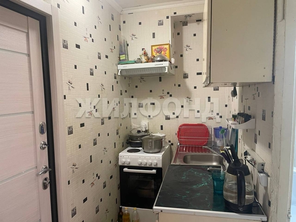 
  Продается 1-комн. квартира, 30 м², Солнечная Поляна ул
. Фото 4.