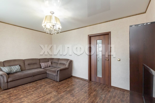 
  Продается 2-комн. квартира, 59 м², Лазурная ул
. Фото 11.